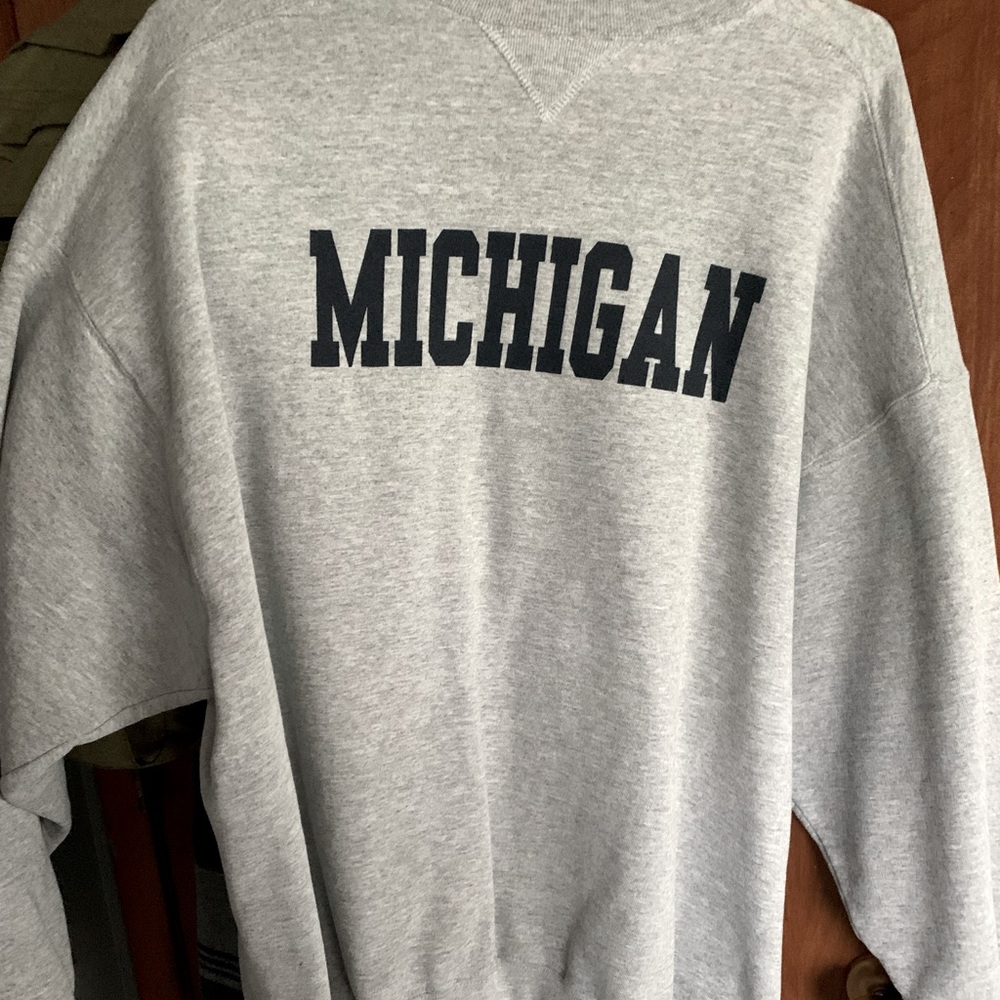 Gray XL Michigan sweat shirt